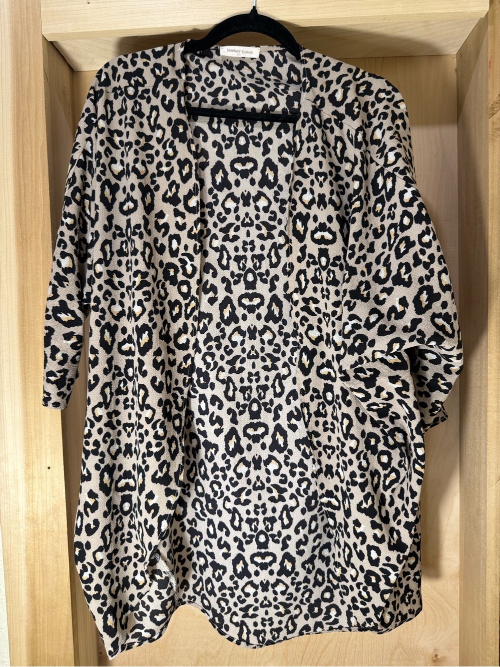 Newbury Kustom Leopard Print Kimono  - Beige/Black Size Small/Medium